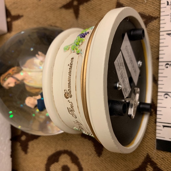 Roman Son's First Holy Communion Snow Globe - New in Box - Picture 7 of 8